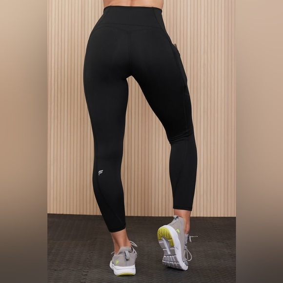 Fabletics L Black Oasis PureLuxe High Waisted Legging - Picture 4 of 5